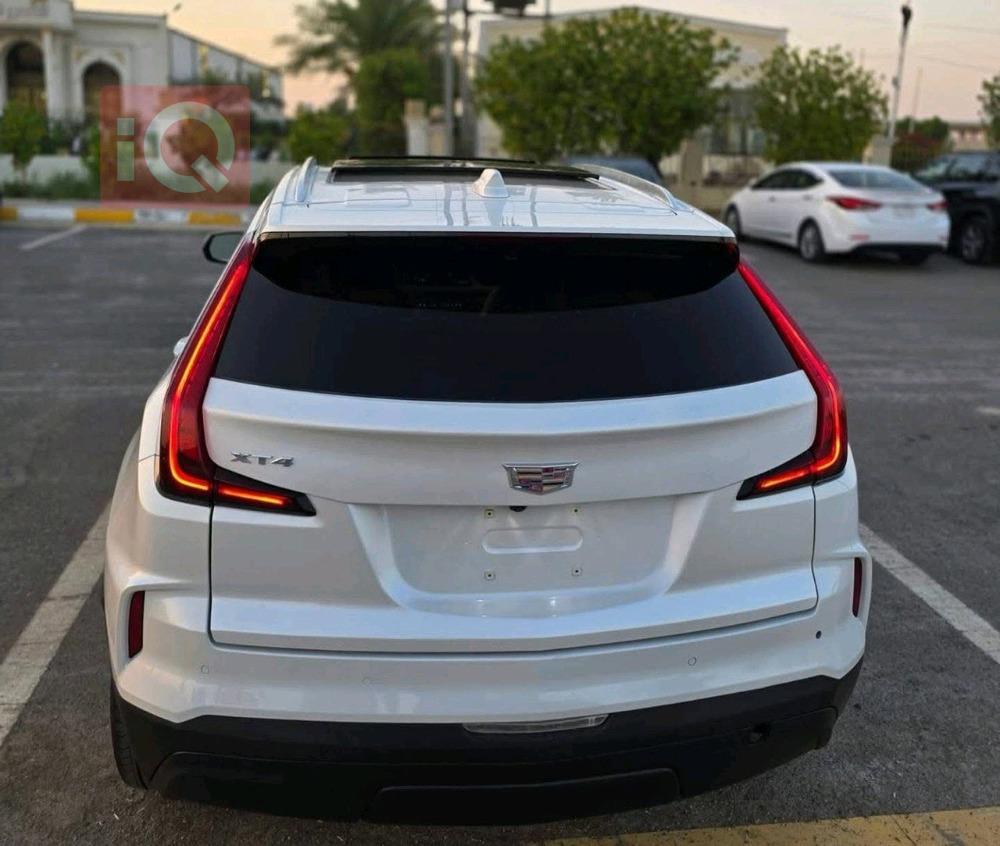 کادیلاک XT4